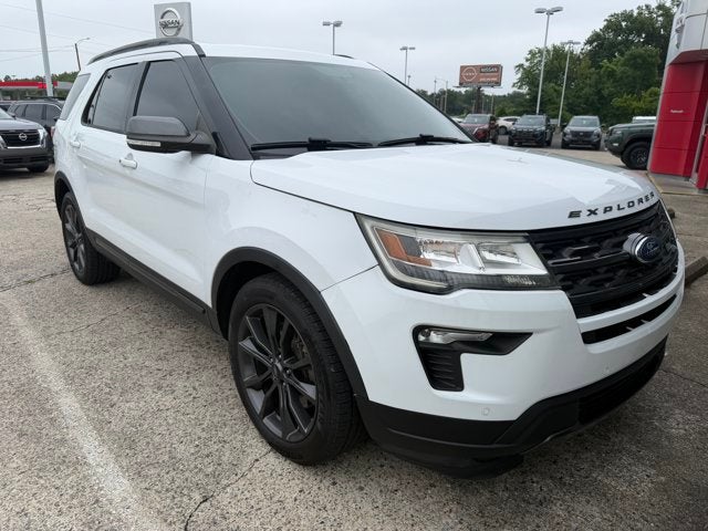 2018 Ford Explorer XLT in Oxford White — front three-quarter view
