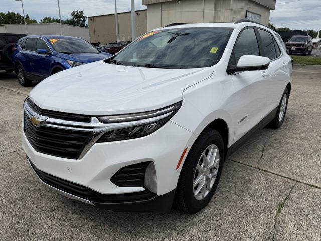 2019 Chevrolet Traverse Premier in Iridescent Pearl Tricoat — front three-quarter view