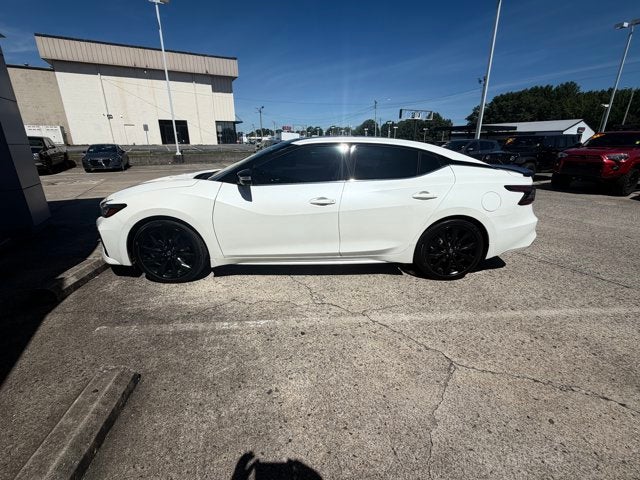 2021 Nissan Maxima — side profile view