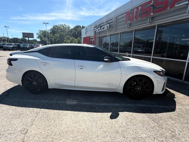 2021 Nissan Maxima — detail view