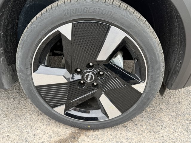 2026 Nissan Kicks — detail view
