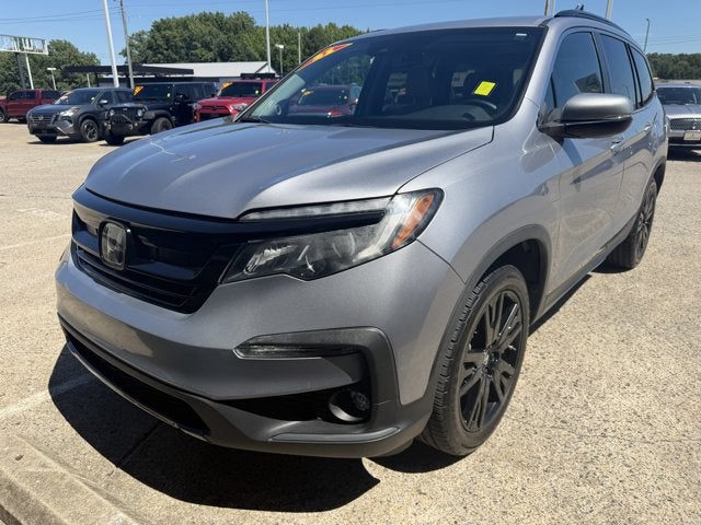 2021 Honda Pilot Special Edition in Crystal Black Pearl — front three-quarter view