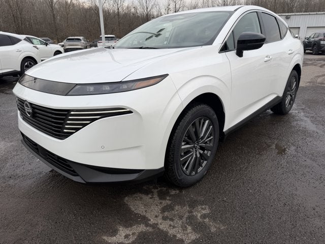 2026 Nissan Murano SL in Everest White Pearl Tricoat — front three-quarter view