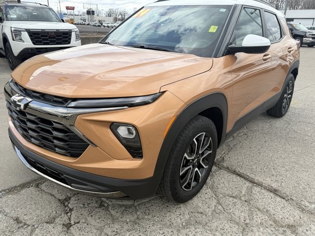 2024 Chevrolet Trailblazer ACTIV in Copper Harbor Metallic — front three-quarter view